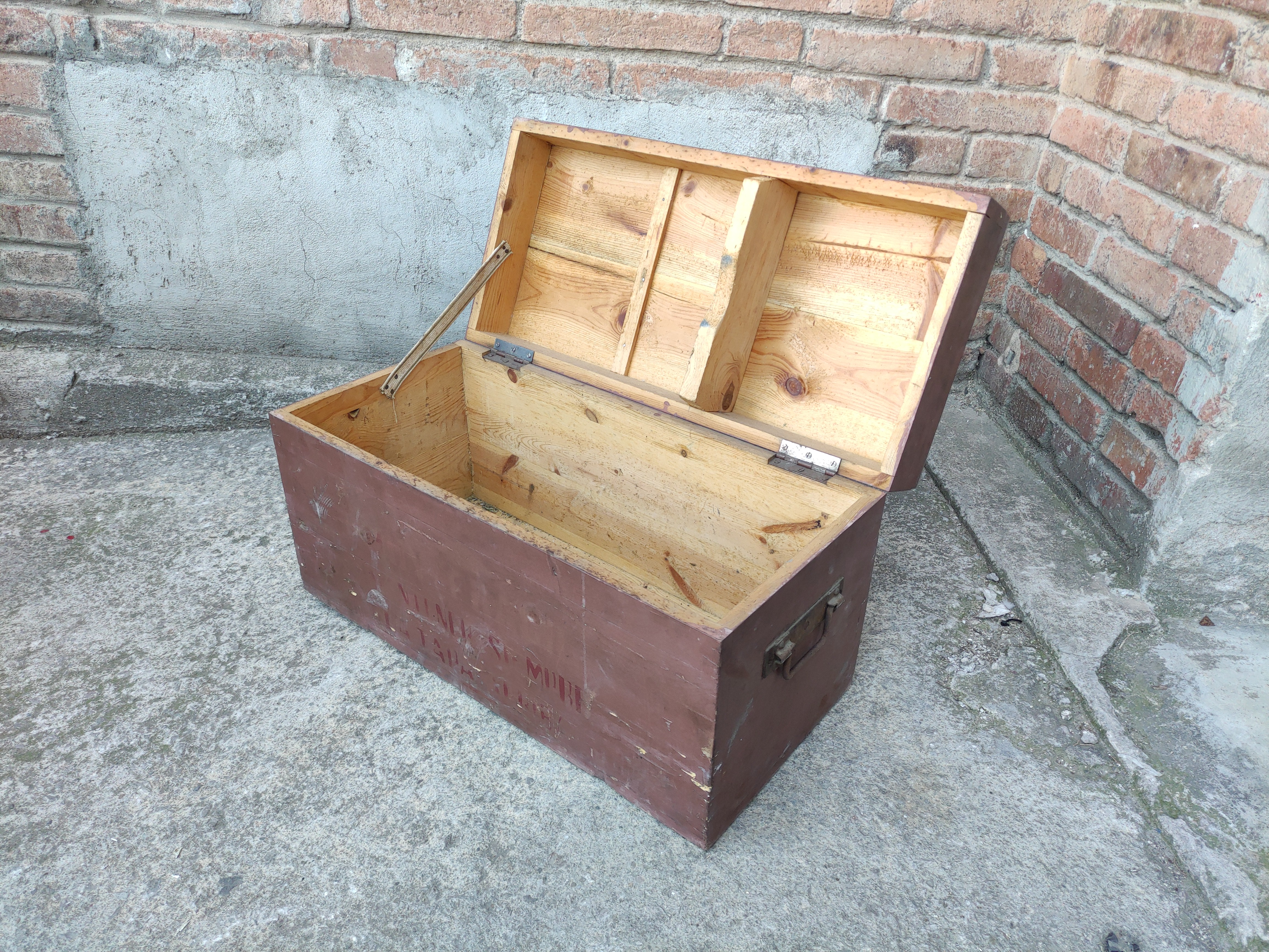 caja herramienta tronzador madera 33_5x61_5x28_5 1u